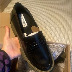 Steve Madden Black Leather trifecta Loafers